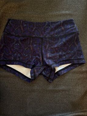 Peachy athletic shorts